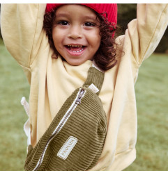 Sac banane velours Suzanne PETIT PICOTIN, personnalisable, olive