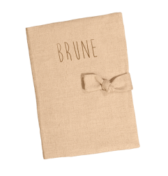 Protège carnet de santé Barnabé PETIT PICOTIN, biscuit, personnalisable