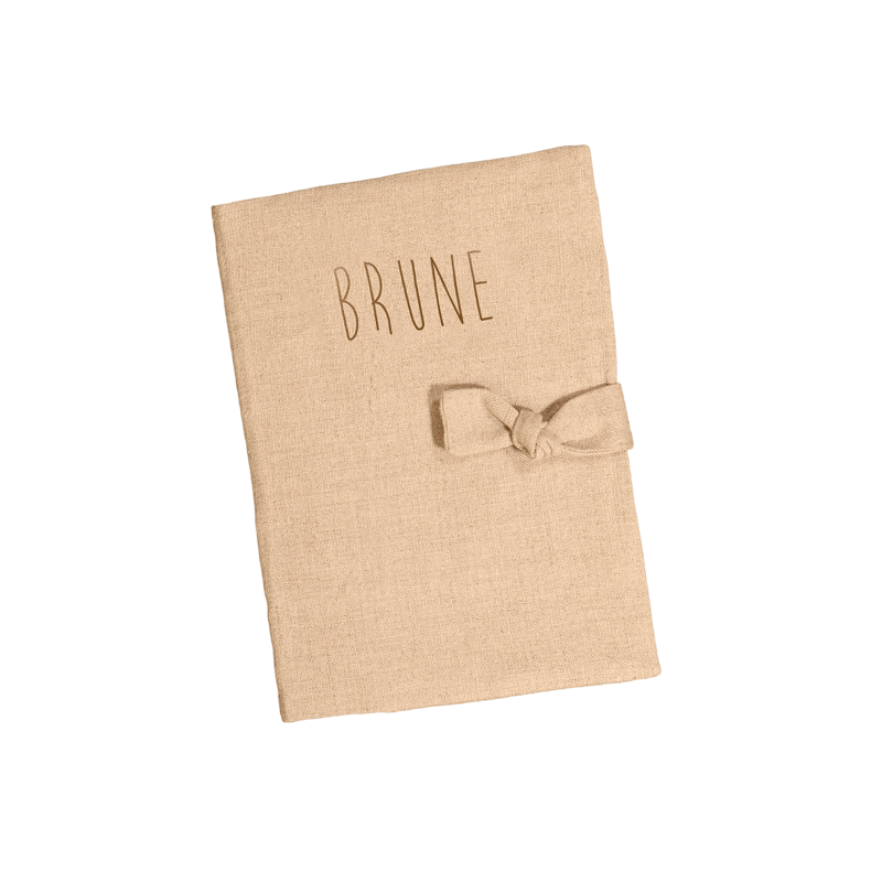 Protège carnet de santé Barnabé PETIT PICOTIN, biscuit, personnalisable