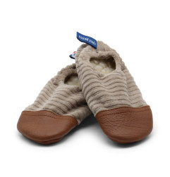Chaussons souples Petits Velours Noisette LES PAS PETITS