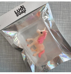Savon artisanal LUDISOAP, figurine Licorne Rose