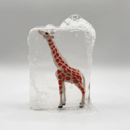 Savon artisanal LUDISOAP, figurine Girafe Blanche