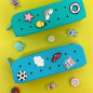 Trousse à crayons Bleu marine PETITKIDS, personnalisable avec charms Trousse à crayons Bleu marine PETITKIDS, personnalisable avec charms