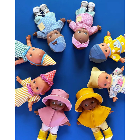 Poupon Noah Mini Pancha MINIKANE et son ensemble d'écolier à carreaux bleu et blanc