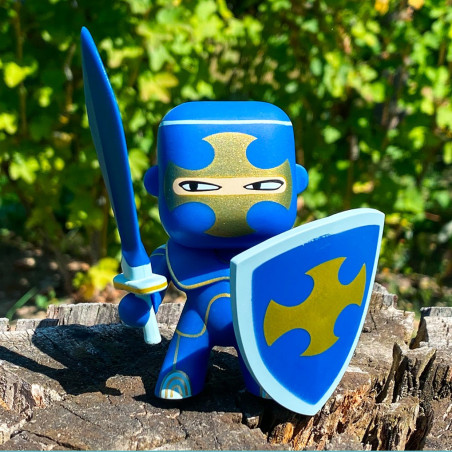 Figurine Dark Blue Glorious ARTY TOYS