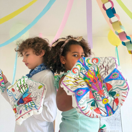 Lot de 2 coloriages à gonfler ARA CREATIVE, Epée lumineuse et Bouclier