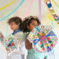 Lot de 2 coloriages à gonfler ARA CREATIVE, Epée lumineuse et Bouclier Lot de 2 coloriages à gonfler ARA CREATIVE, Epée lumineuse et Bouclier