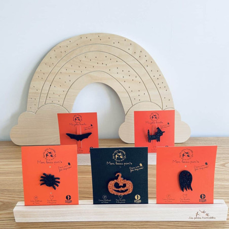 Pin's Chat LES PETITES HIRONDELLES