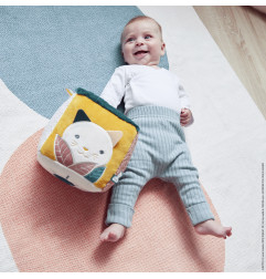 Cube d'activités sensorielles KALOO