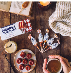 Boîte de 10 sucettes Caramel au lait frais PIERROT GOURMAND