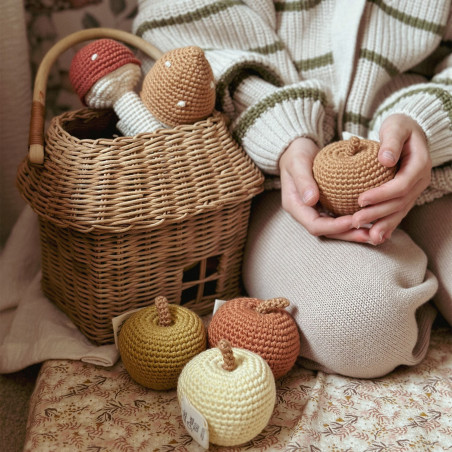 Lot de 2 hochets Pommes en crochet PATTI OSLO, Caramel et Terracotta