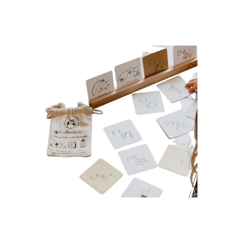 Abécédaire des Petits Aventuriers LES PETITES HIRONDELLES